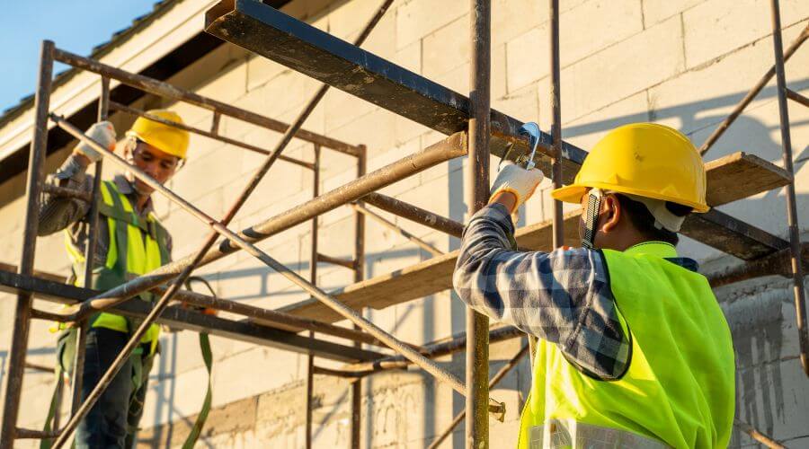 Expert Emergency Roof Repairs services in Napoleon, IN